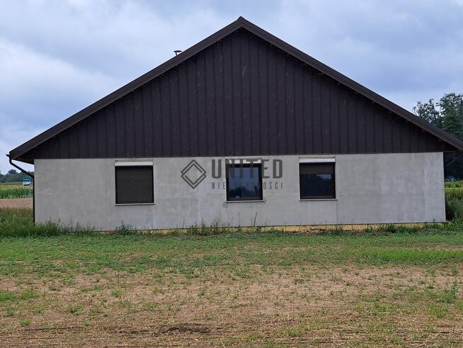 Dom wolnostojący Sadków z dużą działką