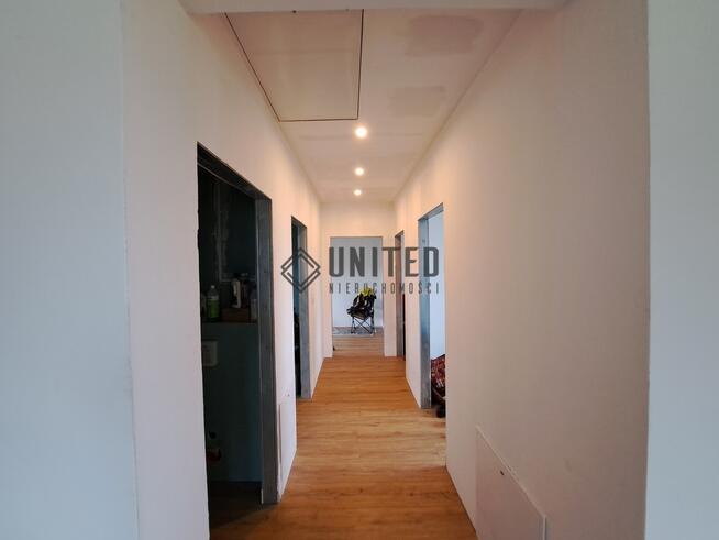 Dom wolnostojący Sadków z dużą działką