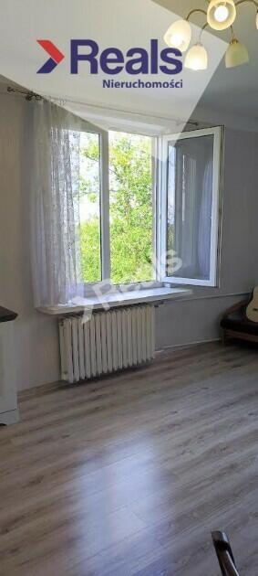 Stary Żoliborz, ciche dwa pokoje w kamienicy