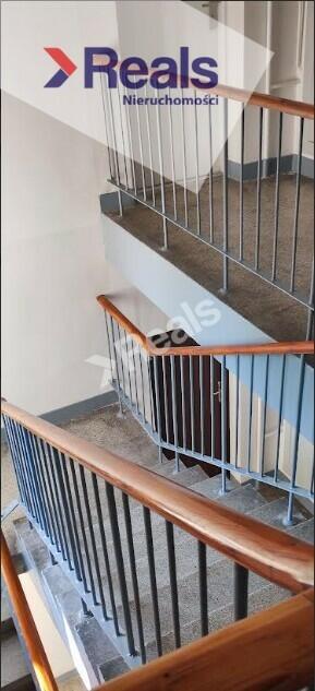 Stary Żoliborz, ciche dwa pokoje w kamienicy