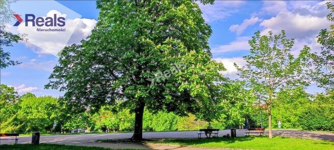 Stary Żoliborz, ciche dwa pokoje w kamienicy