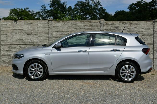 Fiat Tipo 1.4 95KM hatchback LED Navi Kamera Alufelgi Bluetooth Climatronic