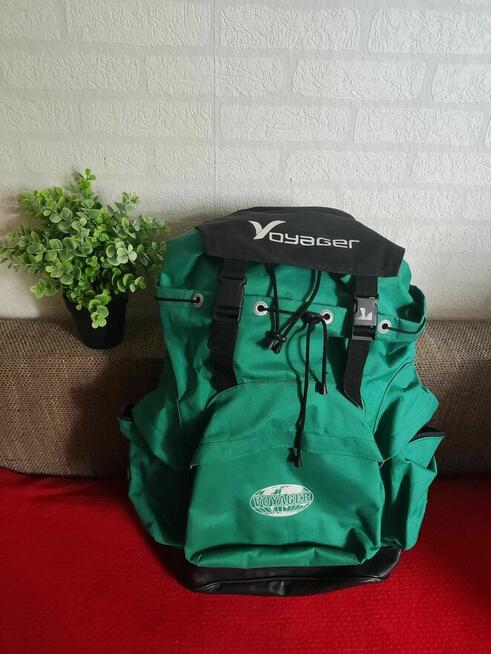 Duży Plecak turystyczny trekkingowy górski na szelkach Torba