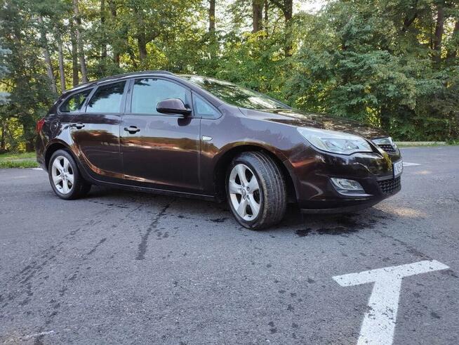 Sprzedam Opel Astra 2012