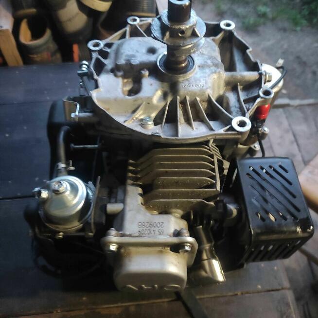 GT 146 NE KS Silnik 4suwowy 150 ccm Moc 2.7 kW / 3.7 KM