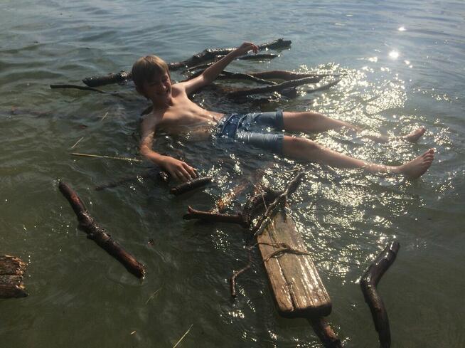 OBÓZ DLA DZIECI – WODNE WAKACJE PEŁNE PRZYGÓD NAD JEZIOREM