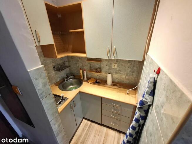 Kawalerka gotowa do zamieszkania - Świetna Lokalizacja!