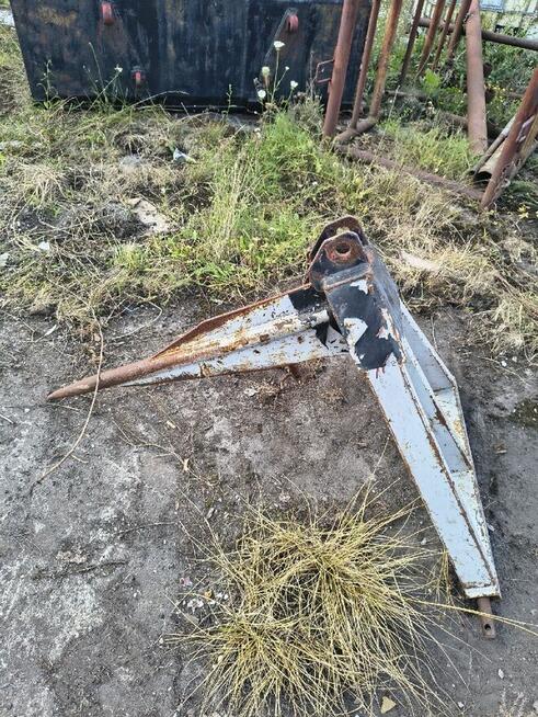 Widły kieł balotów siana słomy