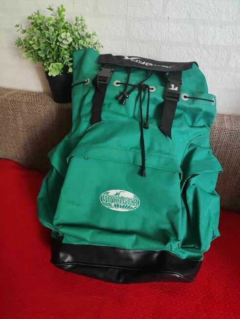 Duży Plecak turystyczny trekkingowy górski na szelkach Torba