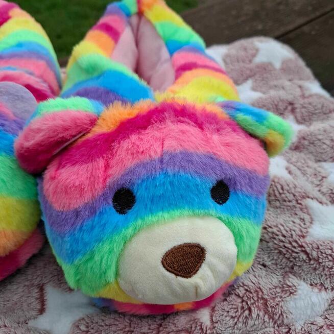 Wielokolorowe kapcie miś – nowe, bez metki,