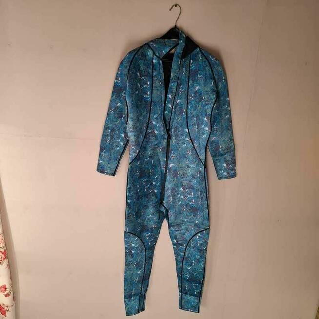 Męska pianka neoprenowa 3mm – nowa, bez metki!