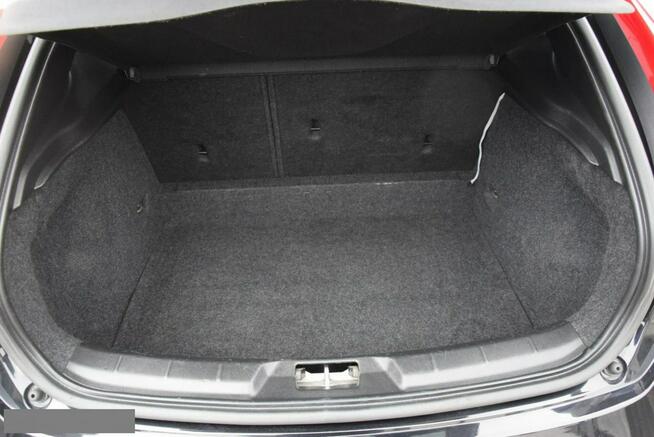 Volvo V40 2.0D R-Design/ Navi/ Skóra/ 2014r/ Sprowadzony/ Opłacony