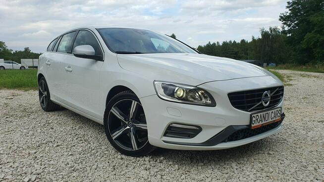 Volvo V60 2.0 D4 190KM # rDesign # Automat # NAVI # BiXenon # Skóra # Alkantara