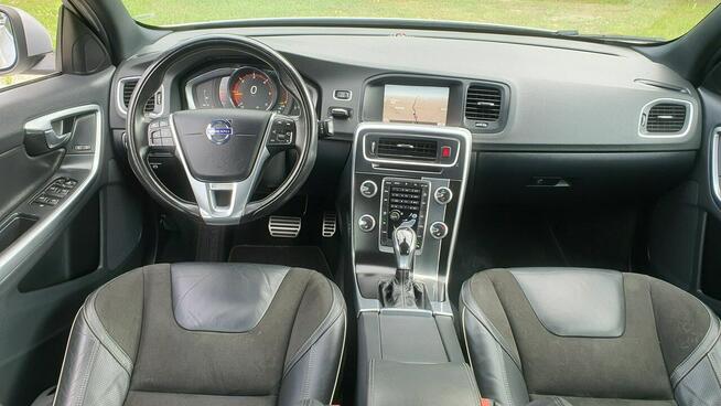 Volvo V60 2.0 D4 190KM # rDesign # Automat # NAVI # BiXenon # Skóra # Alkantara