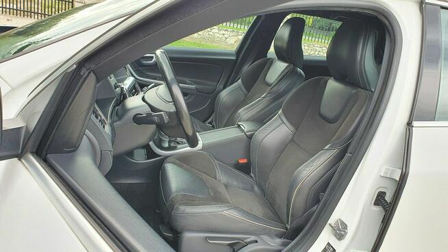 Volvo V60 2.0 D4 190KM # rDesign # Automat # NAVI # BiXenon # Skóra # Alkantara