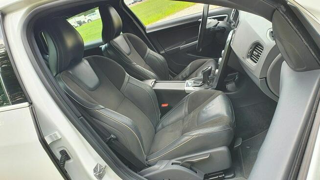 Volvo V60 2.0 D4 190KM # rDesign # Automat # NAVI # BiXenon # Skóra # Alkantara