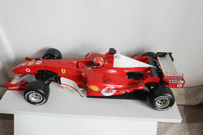 Ferrari F2005 RC DeAgostini