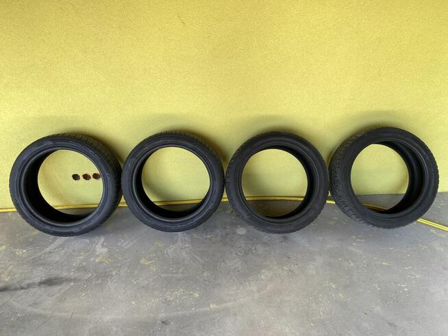 4 Opony Zimowe Hankook Winter Icept Evo 225/45 R18