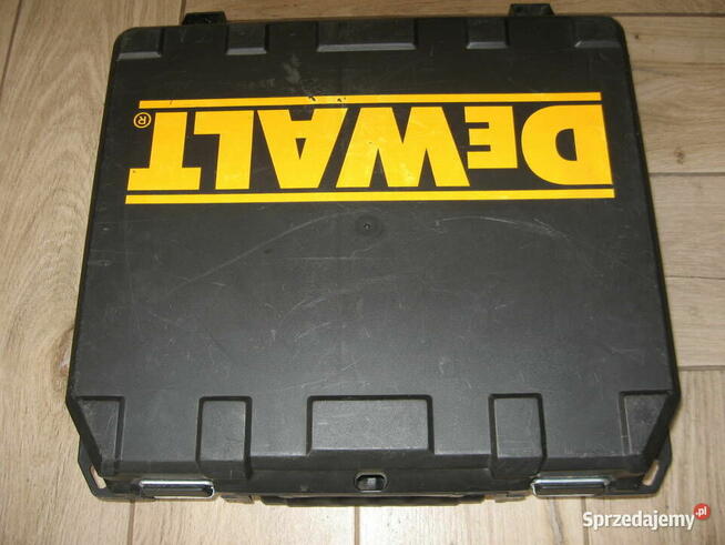 Wyrzynarka Dewalt DW 321-qs