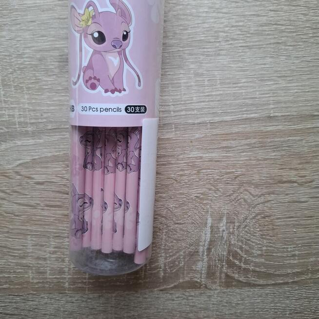 Zestaw 30 ołówków Stitch – nowy, bez metki