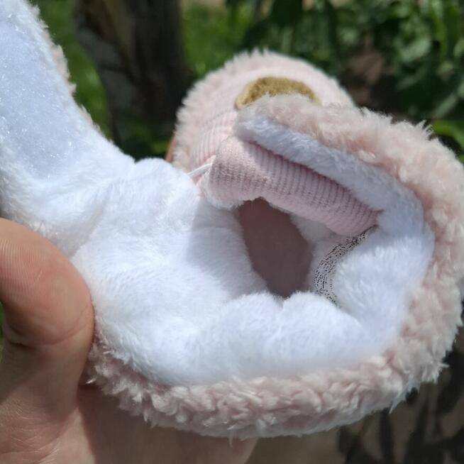 Ciepłe buciki zimowe dla dziewczynki