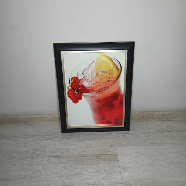 Obrazek Koktajl w Drewnianej Ramie