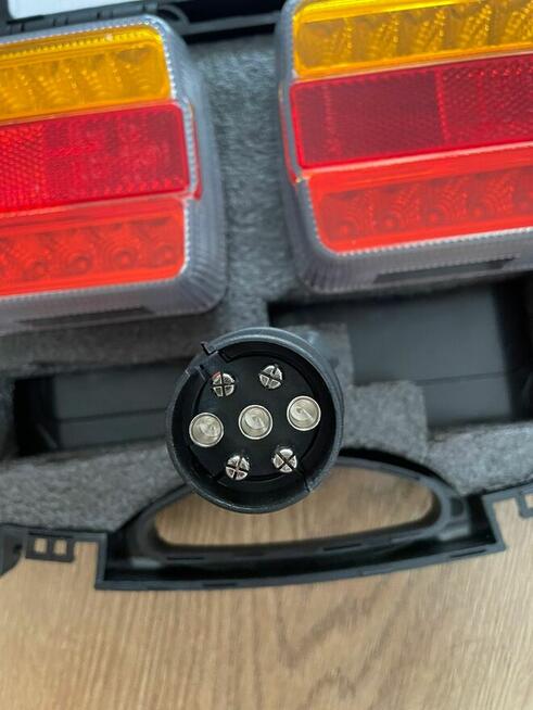 Zestaw lamp bezprzewodowych LED 12V na magnes LA60025