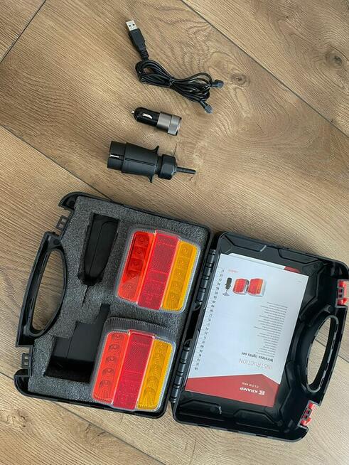 Zestaw lamp bezprzewodowych LED 12V na magnes LA60025