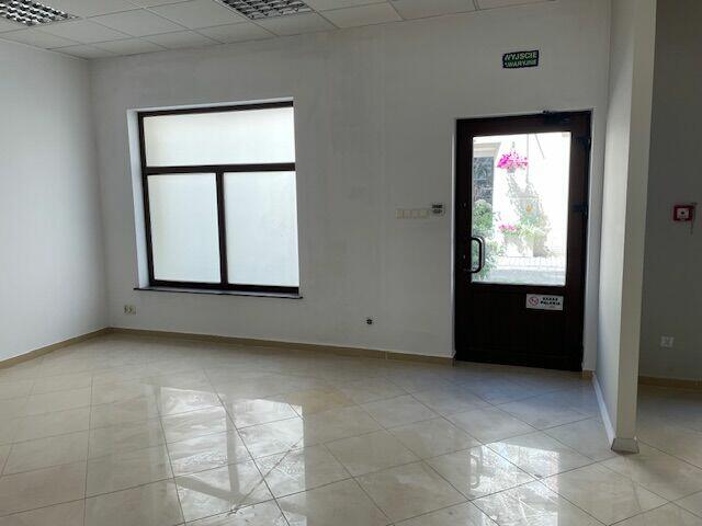 Duży lokal na parterze w centrum na salon kosmetyczny, sklep