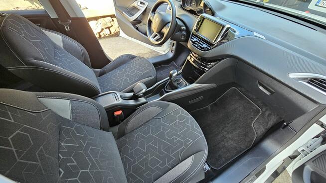 peugeot 2008 lift silnik 1.2 SPROWADZONY