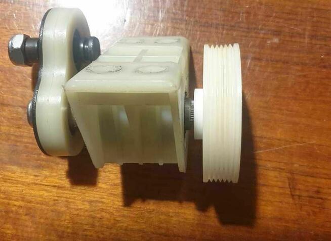 Mechanizm przekładnię z wykorbieniem łożyskowane do wibratora