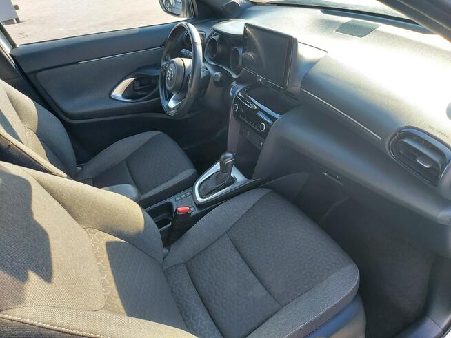 Toyota C-HR 1.5 hybryd full led climatronic kamera grzane fotele