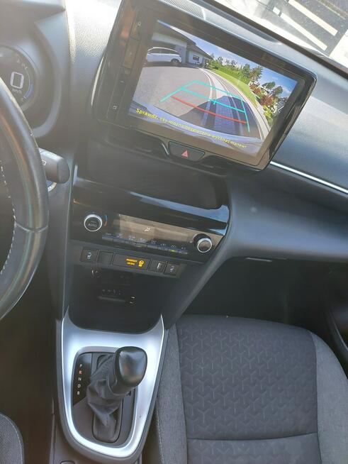 Toyota C-HR 1.5 hybryd full led climatronic kamera grzane fotele