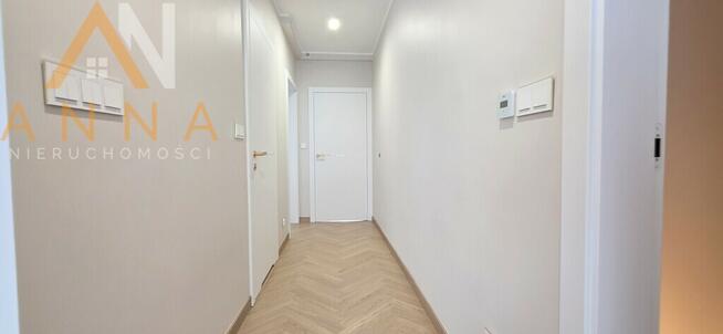 Nowoczesny apartament na piętrze, wysoki standard