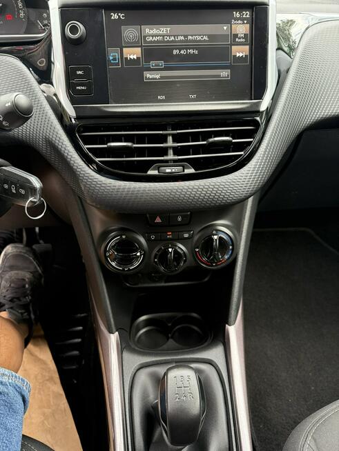 Peugeot 2008 1.2 benzyna 104 tyś km świeżo zarejestrowany