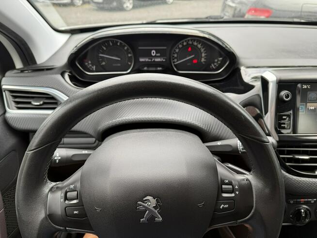 Peugeot 2008 1.2 benzyna 104 tyś km świeżo zarejestrowany