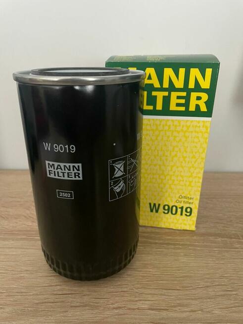 Filtr oleju Mann Filter W9019 - do New Holland 84228488