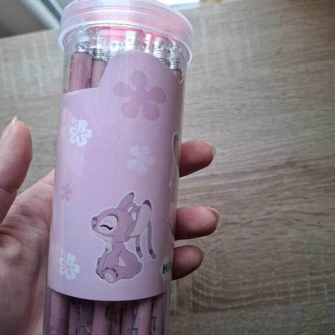 Zestaw 30 ołówków Stitch – nowy, bez metki