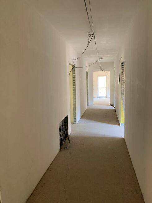 Wynajmę lub sprzeam duzy obiekt rozne działalności stan dewe