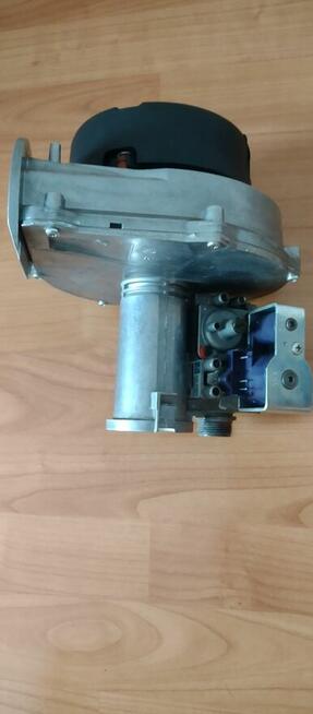 Armatura gaz. z wentylat. do BUDERUS LOGOMAX PLUS GB022-24 !
