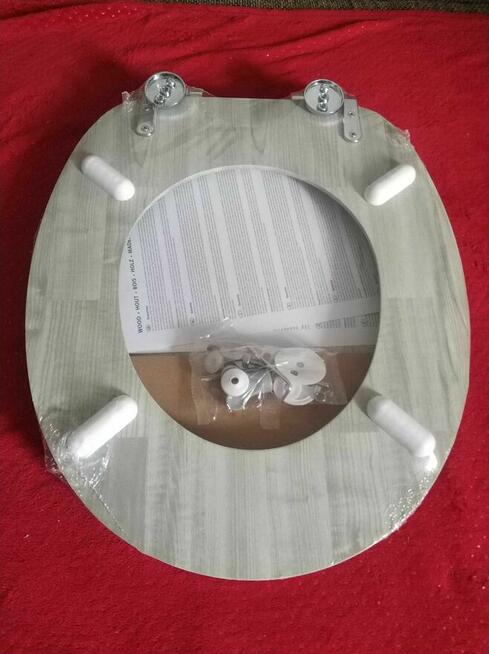 Deska sedesowa wolnoopadająca Tiger Titan drewniana z drewna