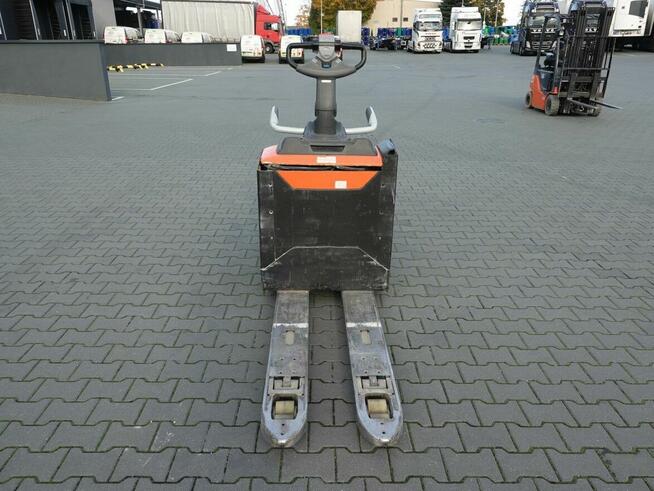 Wózek paletowy elektryczny Toyota LPE200 (BT Levio)