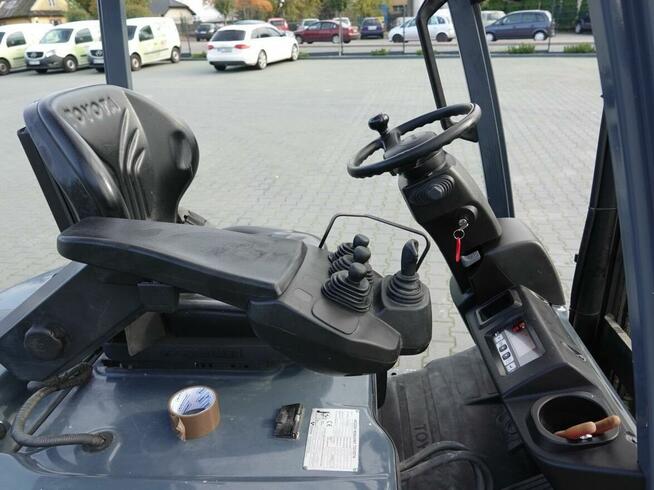 Wózek widłowy unoszący Toyota 8FBMT15 (Traigo 15) 2014r