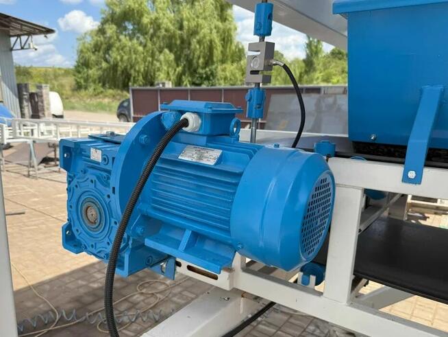 Automatyczny dozownik zasobnikowy ( Zespół ważąco-dozujący )