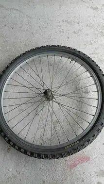 Koło 24 mtb przód z opona i dętką st.dobry+