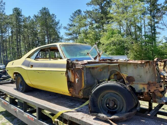 DODGE CHALLENGER 1970 PROJECT CAR V8 MOPAR