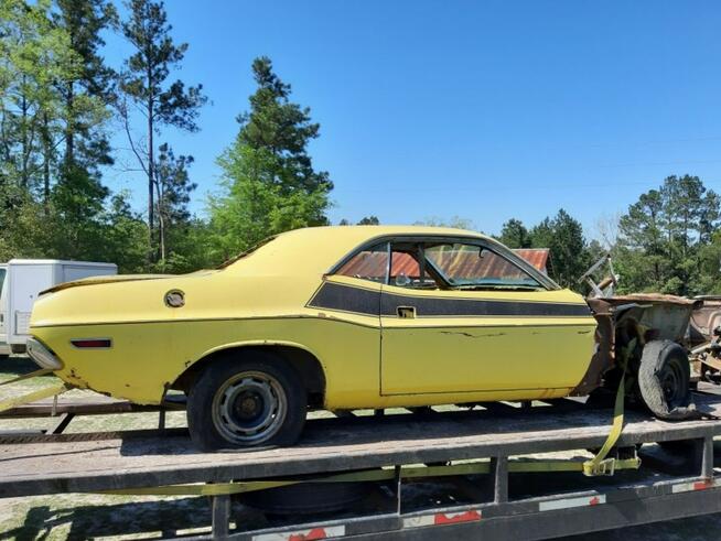 DODGE CHALLENGER 1970 PROJECT CAR V8 MOPAR