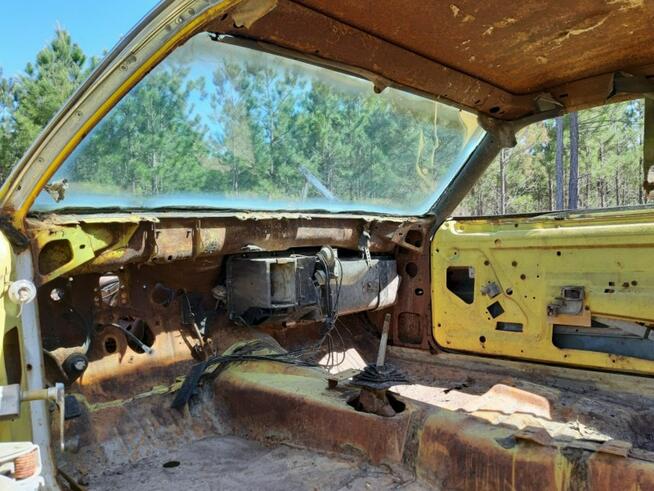 DODGE CHALLENGER 1970 PROJECT CAR V8 MOPAR