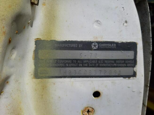 DODGE CHALLENGER 1970 PROJECT CAR V8 MOPAR