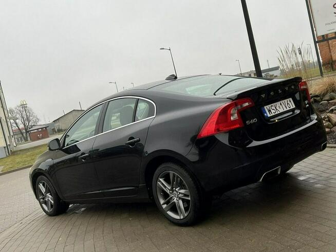 Volvo S60 2,5T T5 AWD Key les go DVD Skóra Navi Kamera cofania Alu17